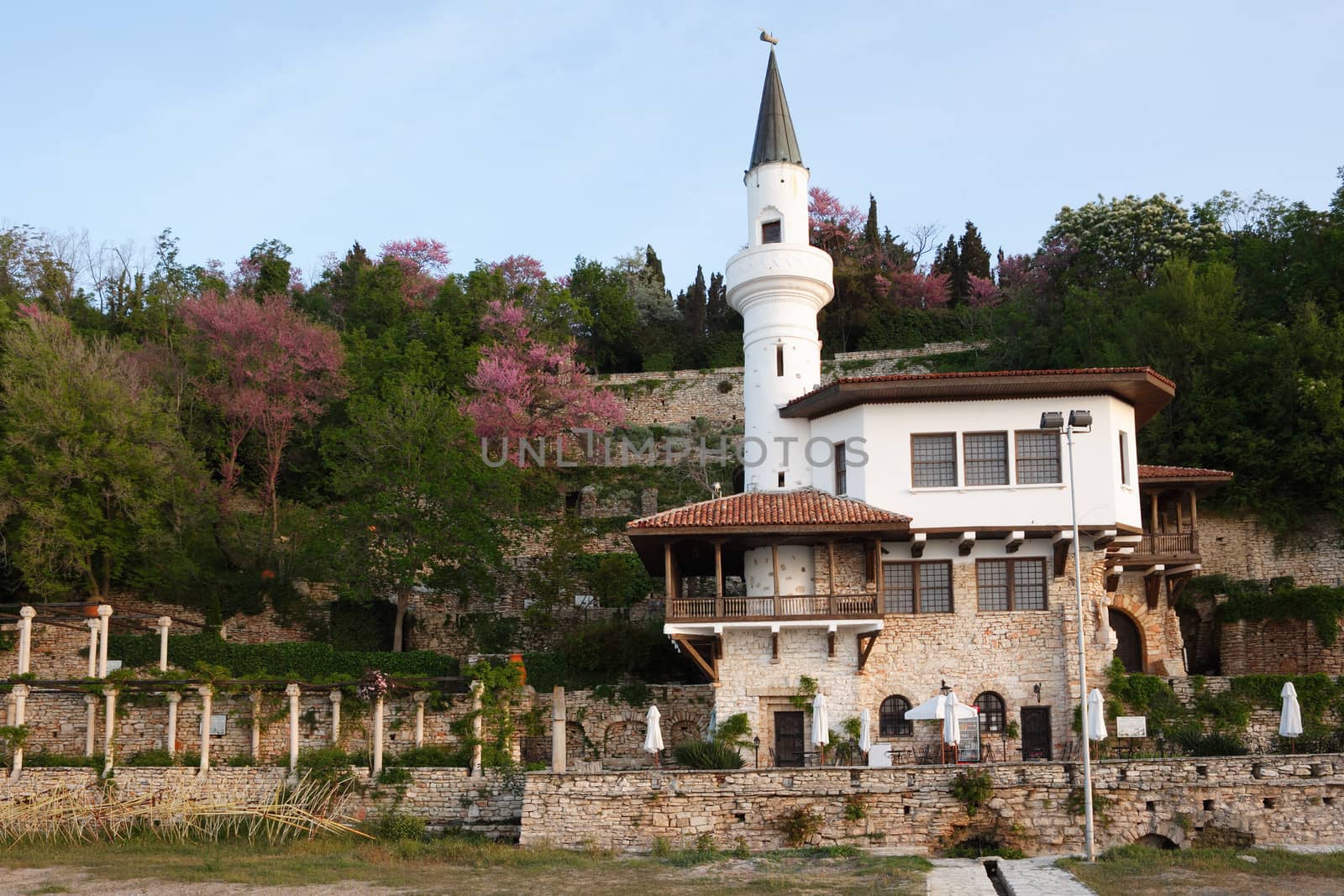 Balchik, the palace with the tower from East by ecobo