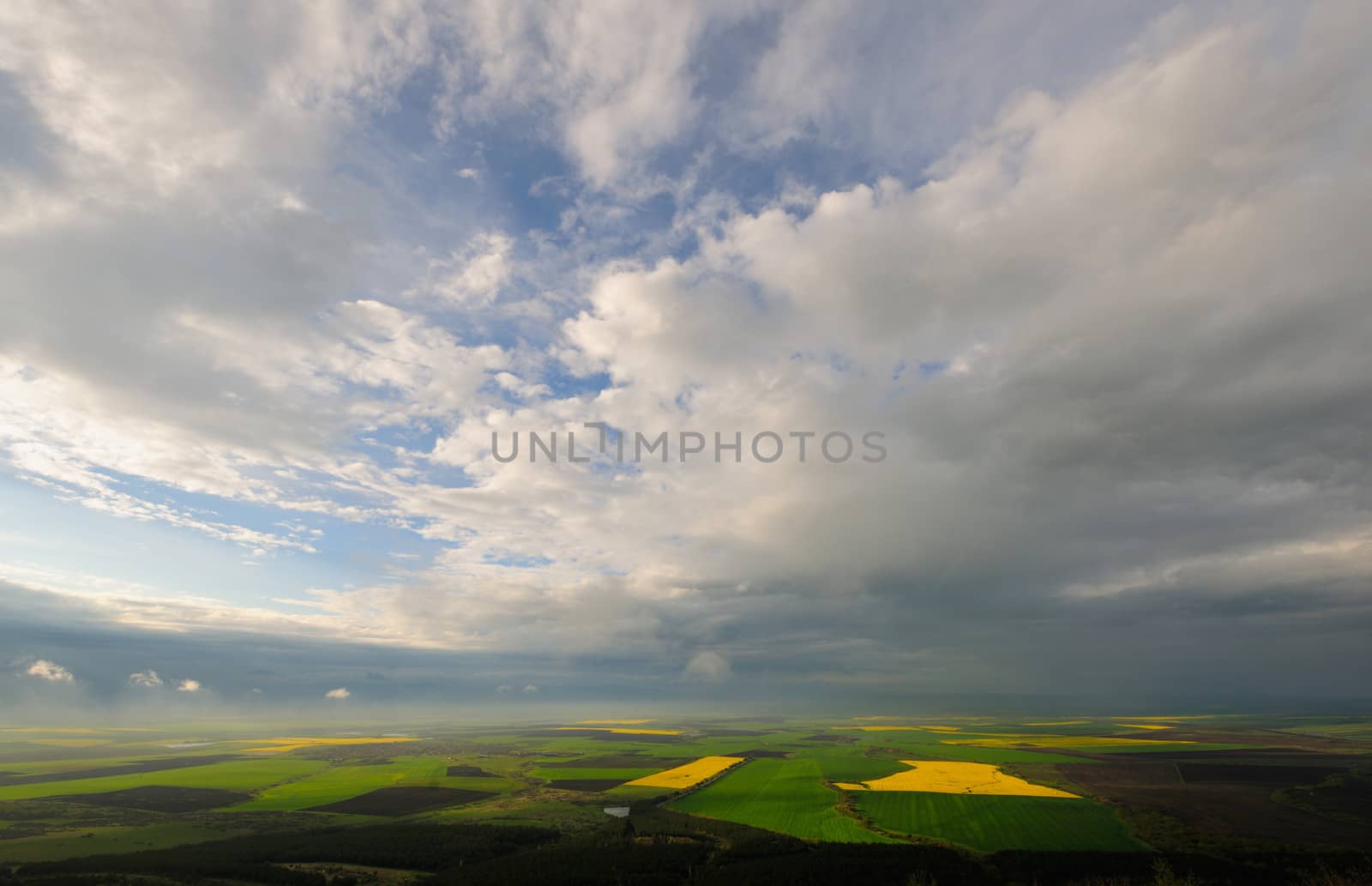 Spring panorama landscape with beautiful clouds