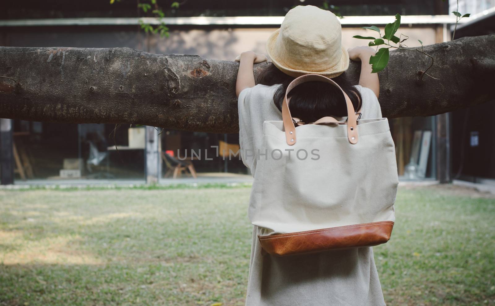 Young woman with a canvas bag, Outdoor portrait