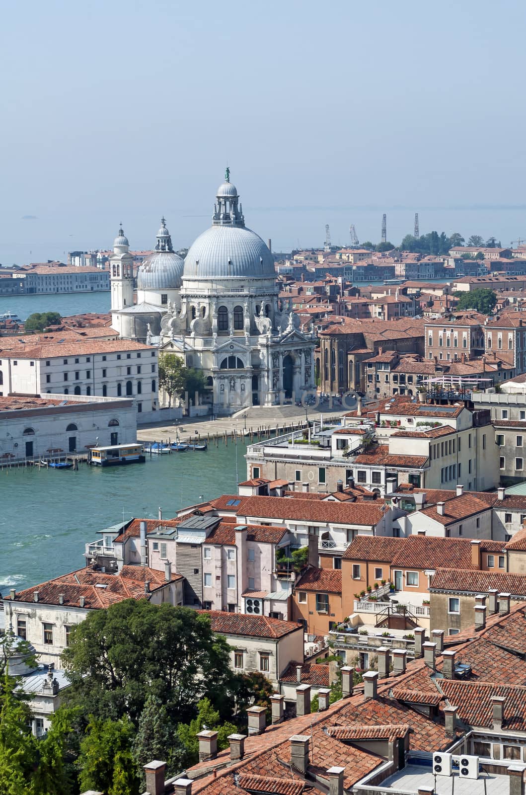 Venice, Italy. by FER737NG