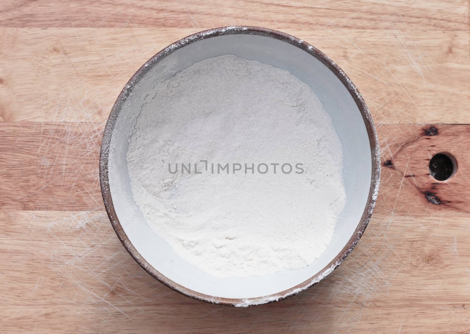 Bowl of flour by trgowanlock