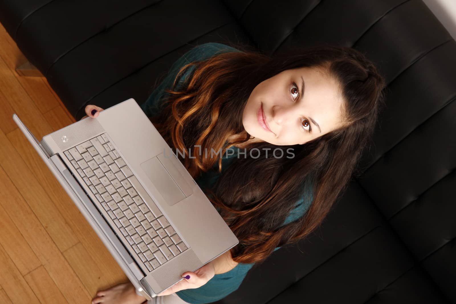 Young girl with a Laptop	 by Spectral