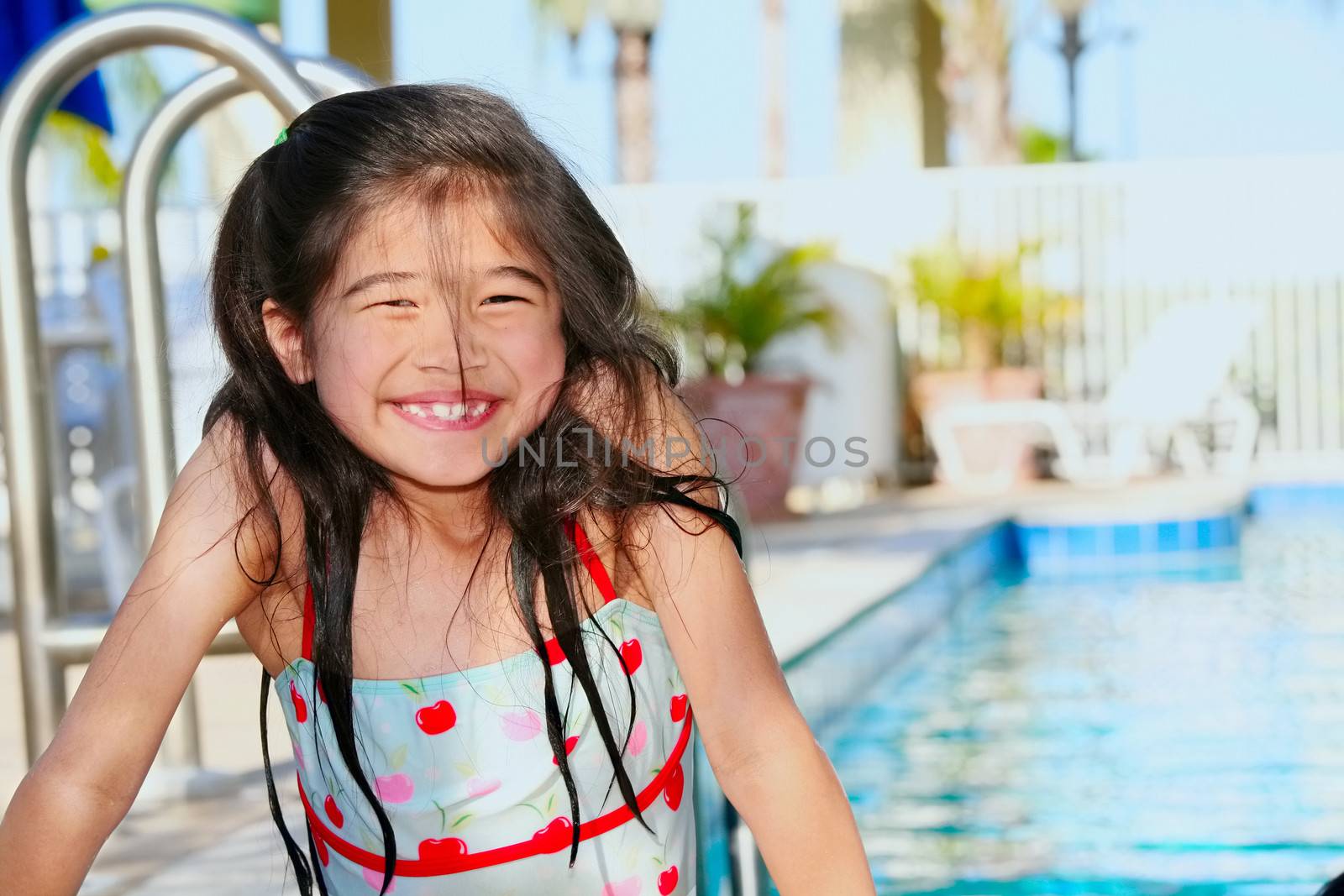 Little girl at the pool by jarenwicklund