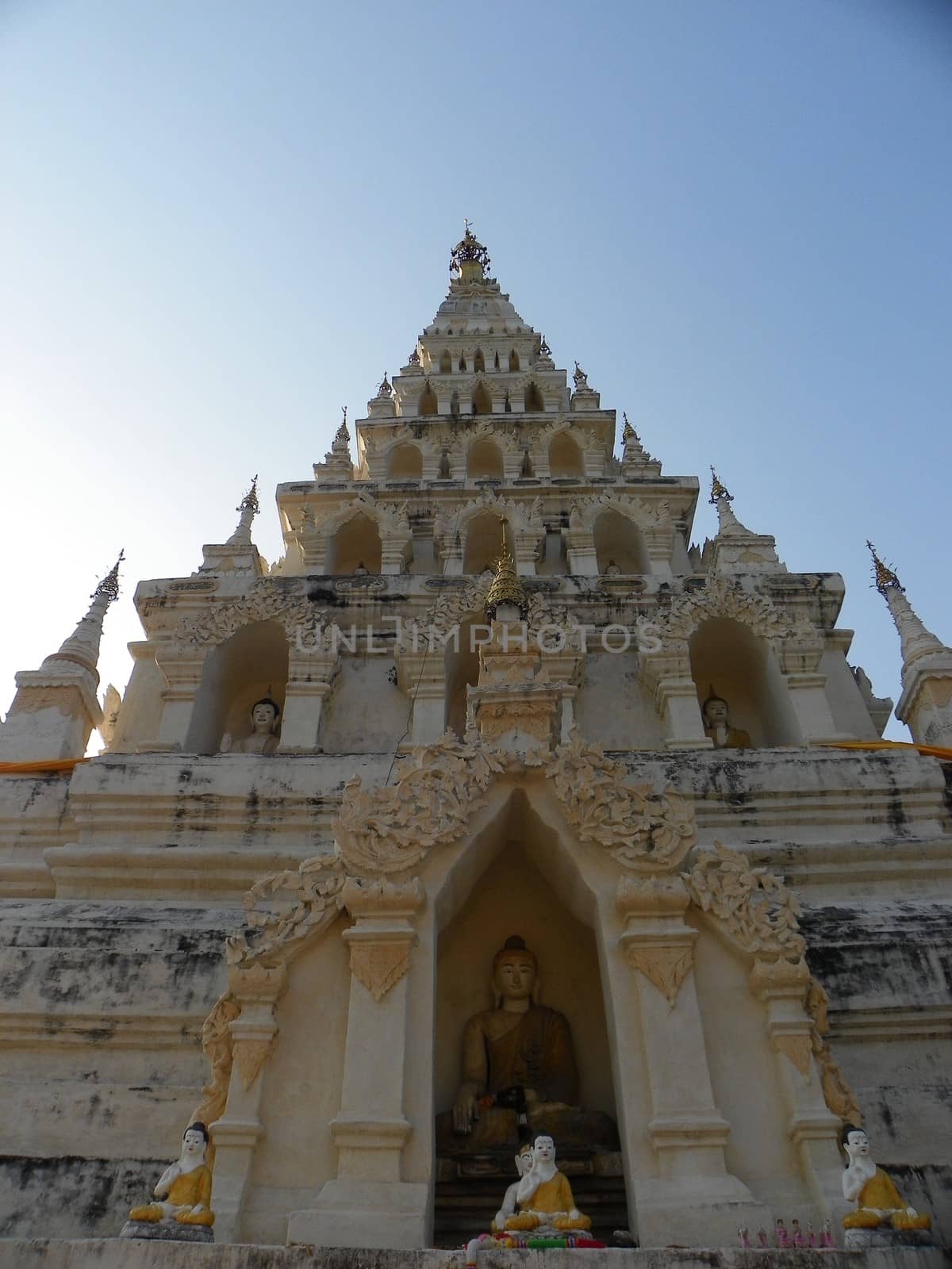 Buddhist stupa in Wat chediliam temple chiangmai