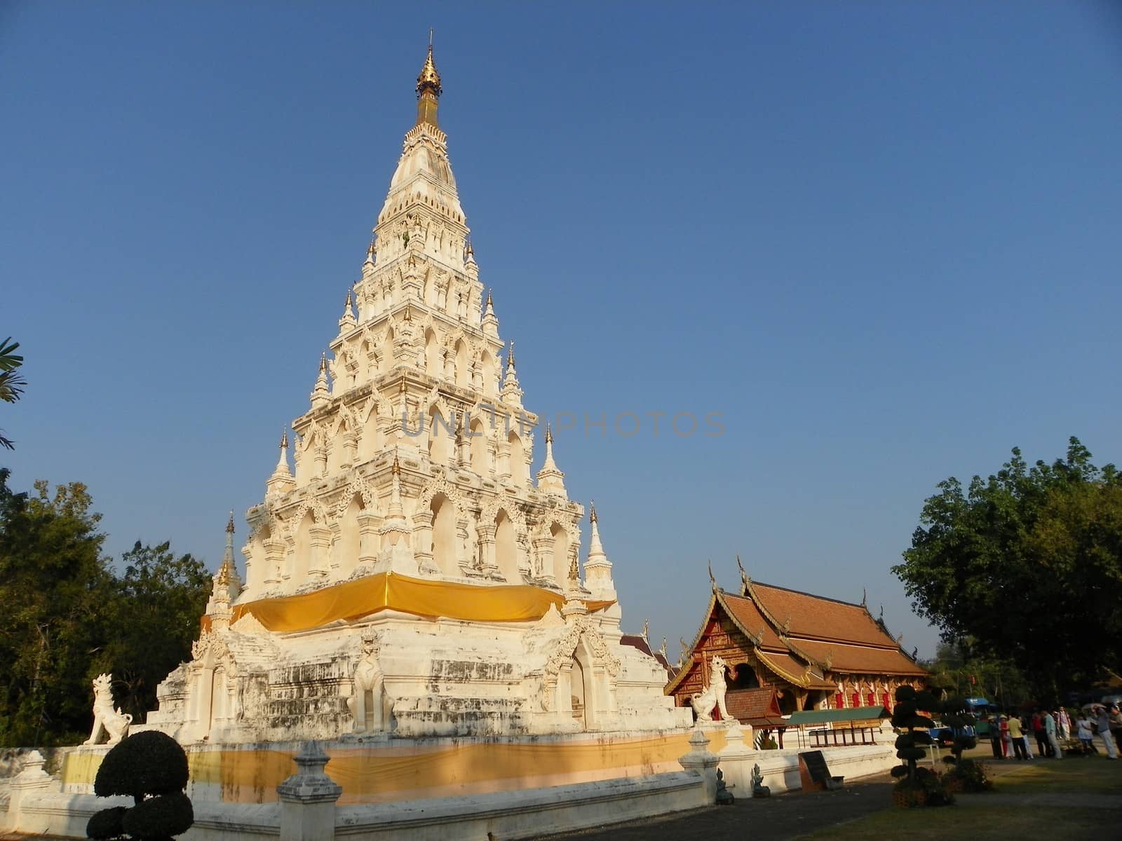 Buddhist stupa in Wat chediliam temple chiangmai