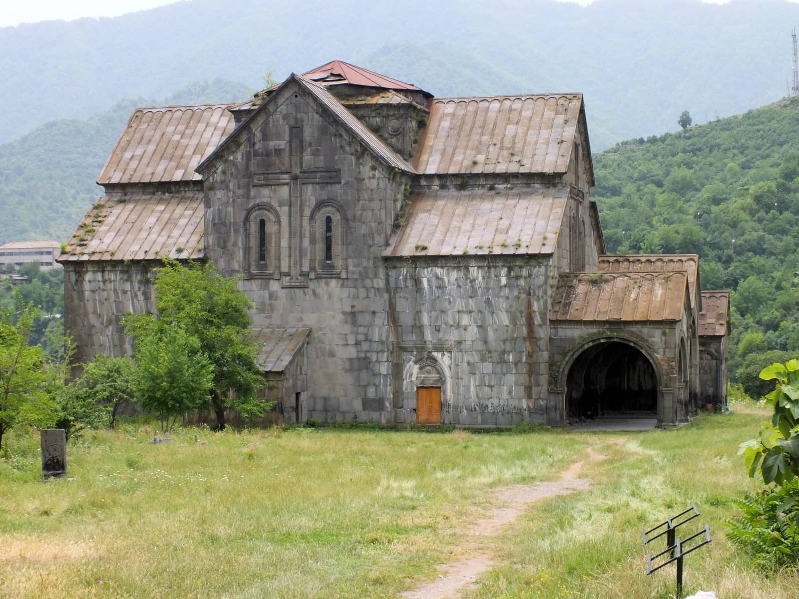 The exact date of the building of the Surp Astvatsatsin (Holy Mother of God) church at Akhtala is unknown, but it is generally regarded as a 11th - 13th century complex