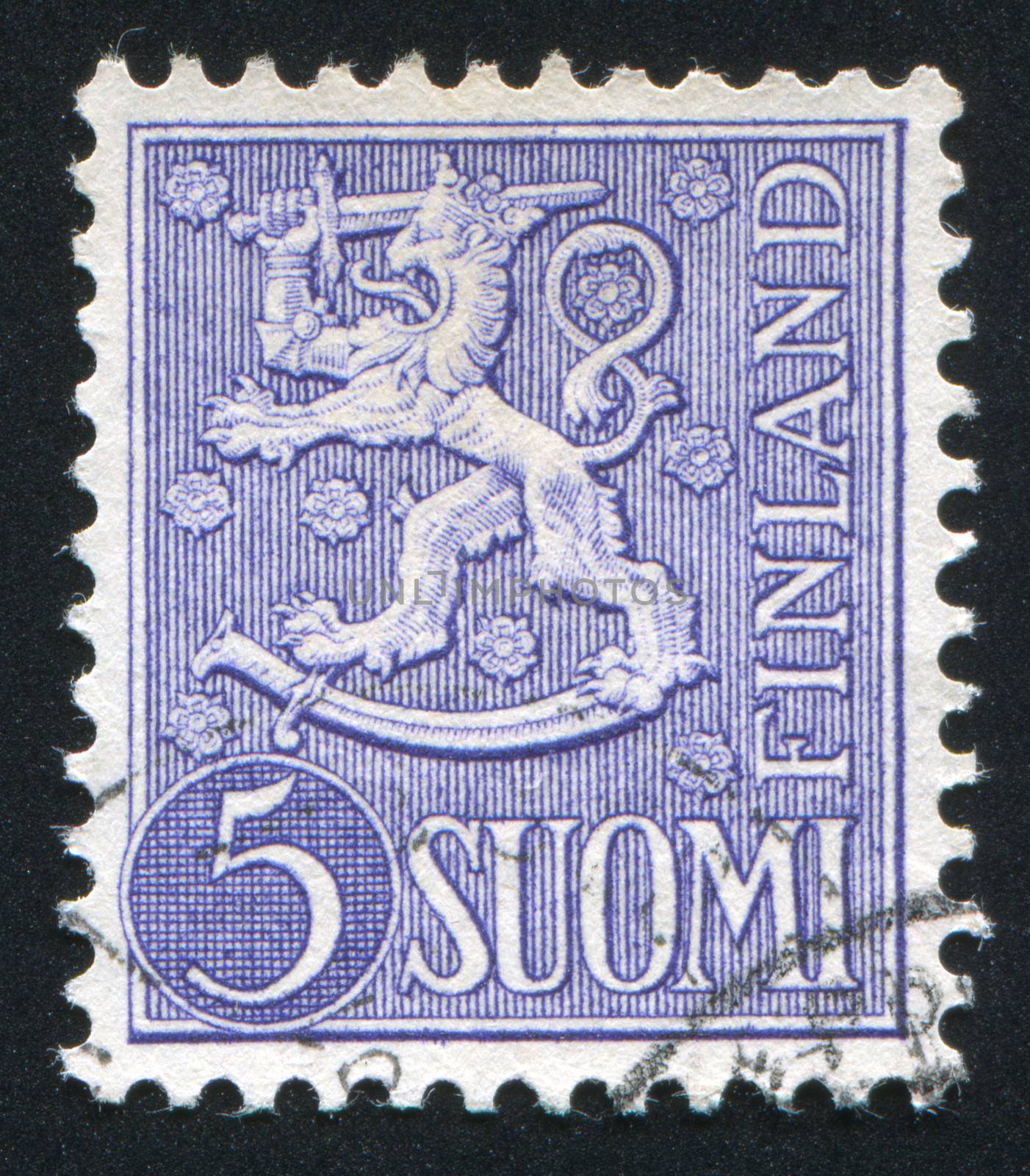 FINLAND - CIRCA 1954: stamp printed by Finland, shows Coat of arms of Finland, circa 1954