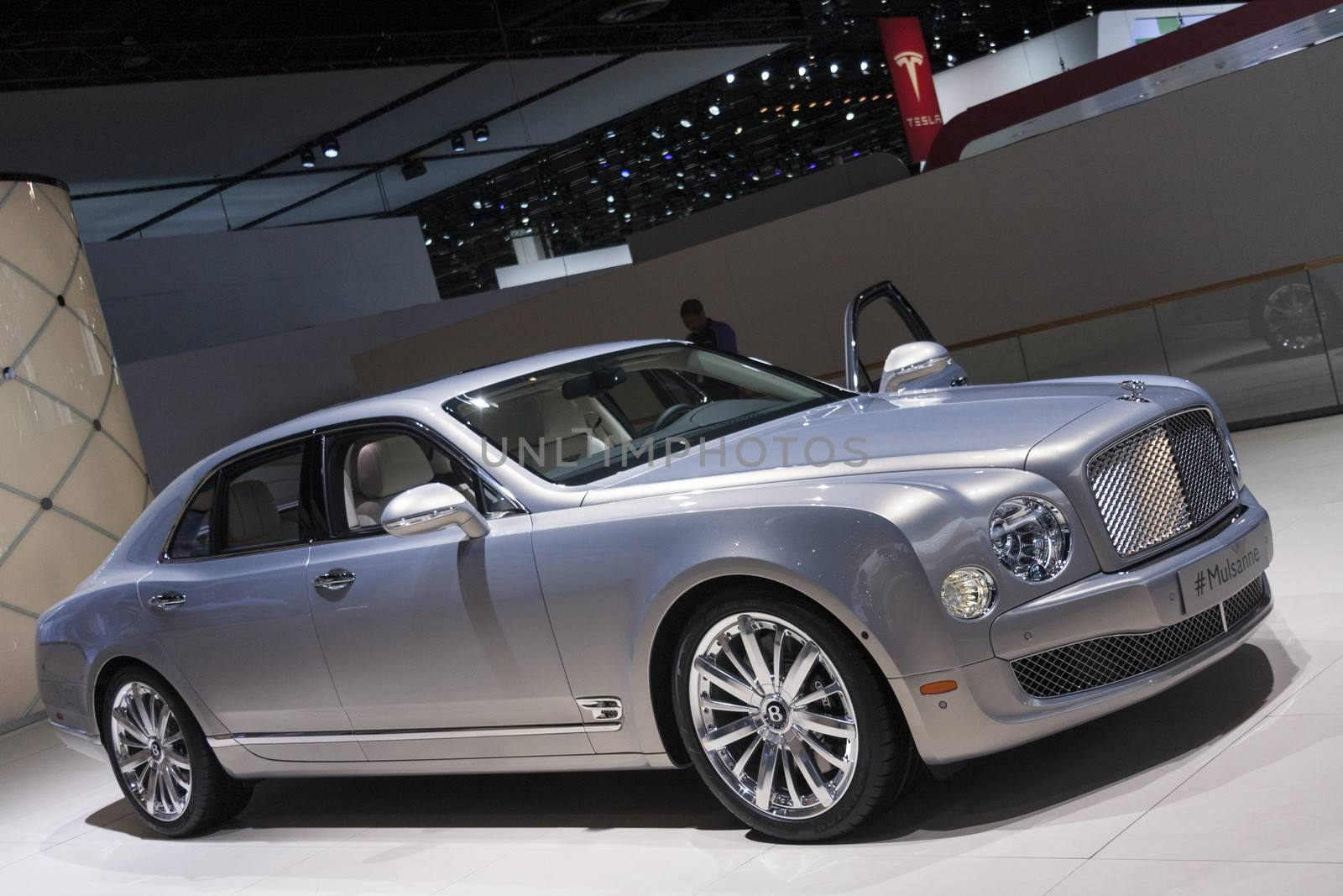 DETROIT - JANUARY 26 :The new 2015 Bentley Mulsanne at The North by snokid