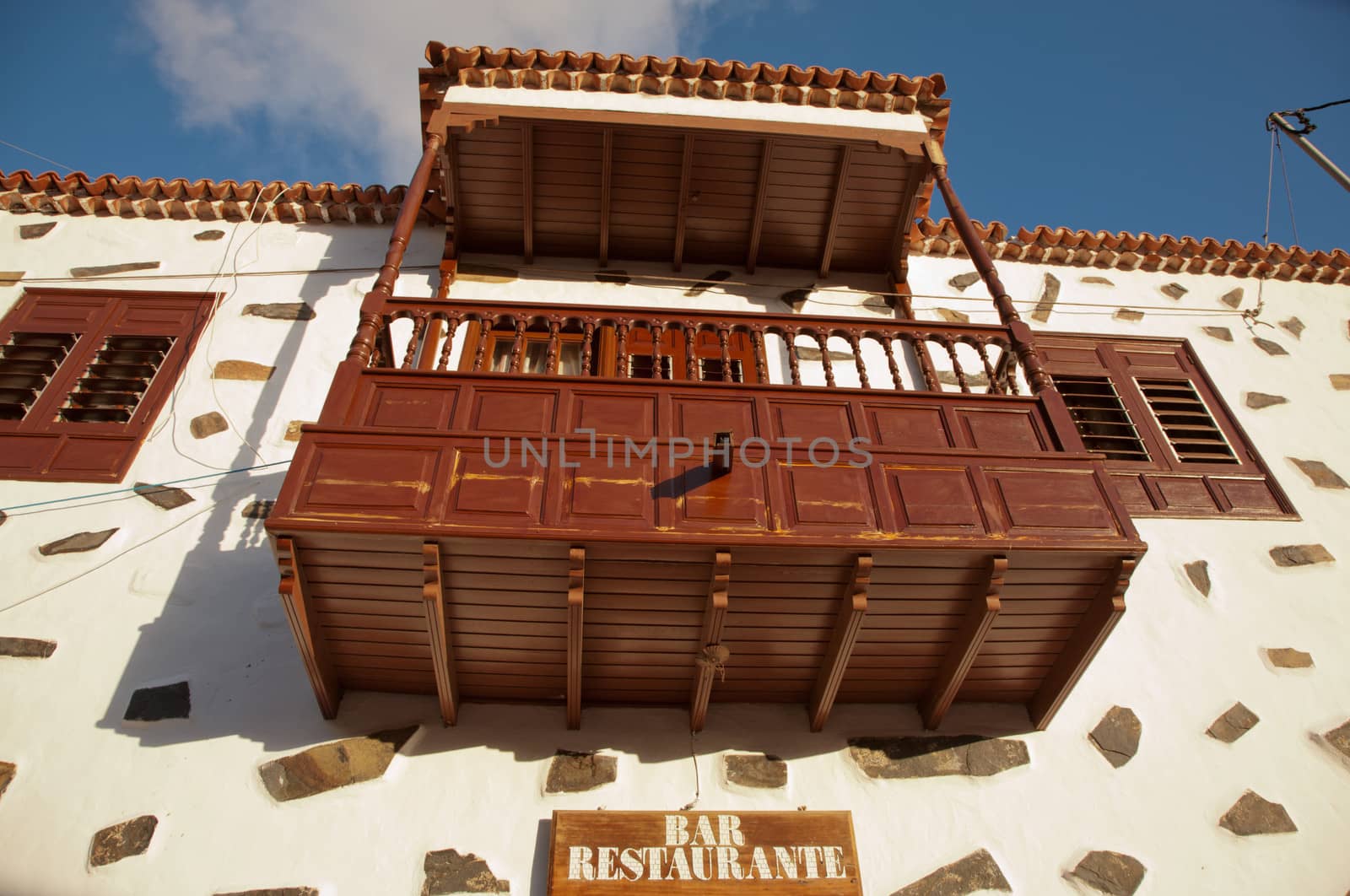 Detail of architecture in Tenerife by watchtheworld