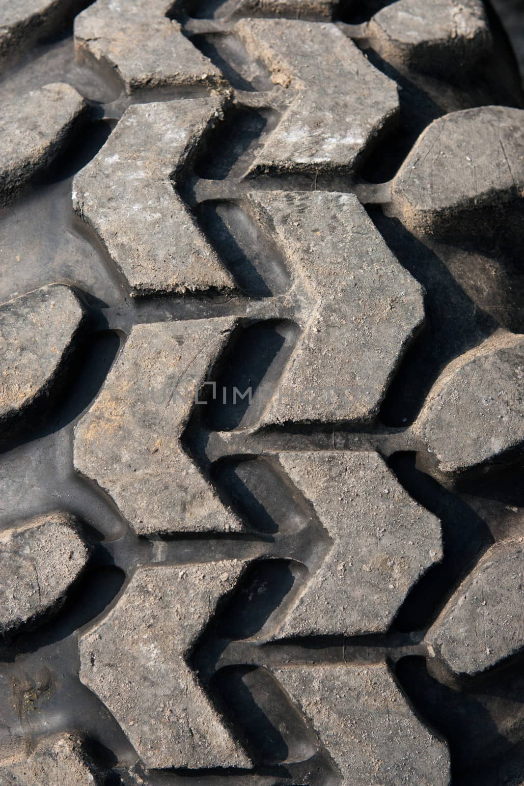 Used and high performance SUV sand tire
