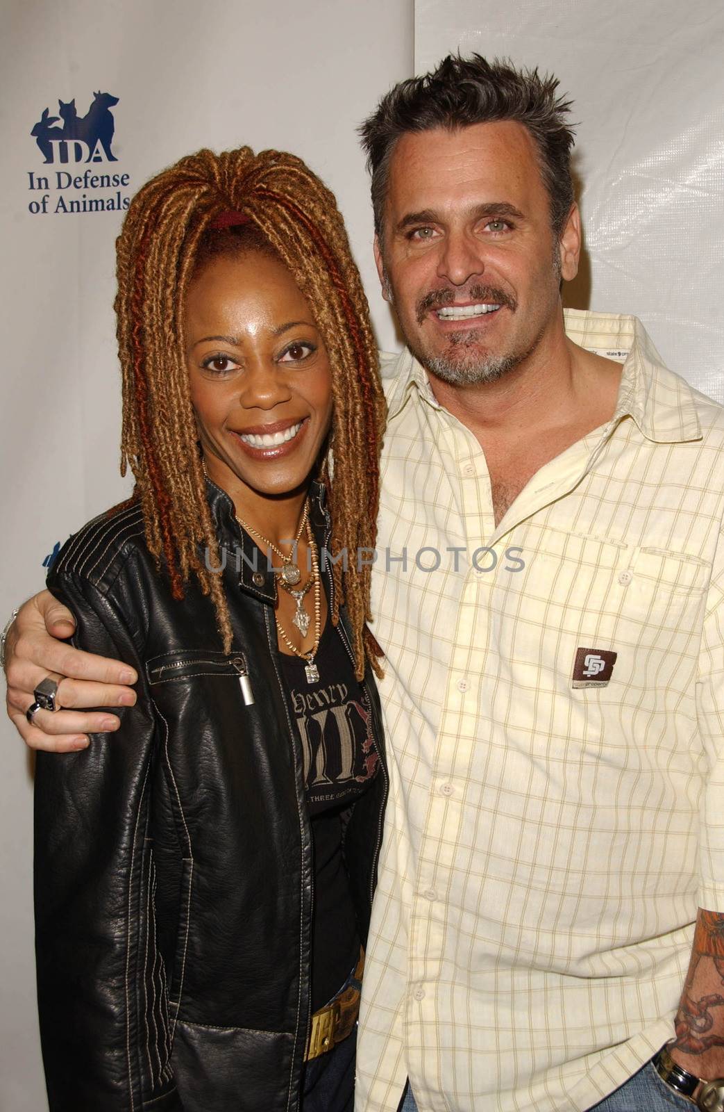 Debra WIlson and husband Cliff
at the In Defense of Animals Benefit Concert. Paramount Theater, Hollywood, CA. 02-17-07