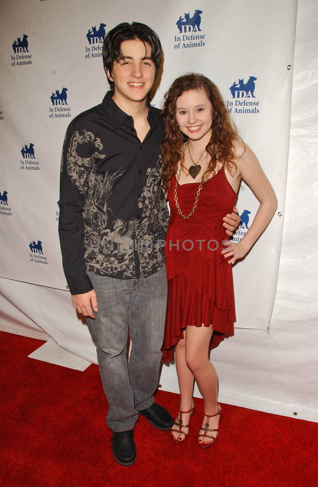 Jillian Clare and friend
at the In Defense of Animals Benefit Concert. Paramount Theater, Hollywood, CA. 02-17-07