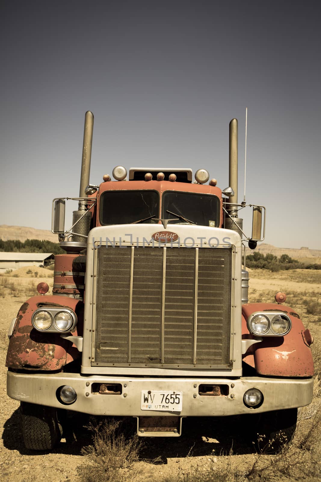 Old rusty truck abandoned by watchtheworld