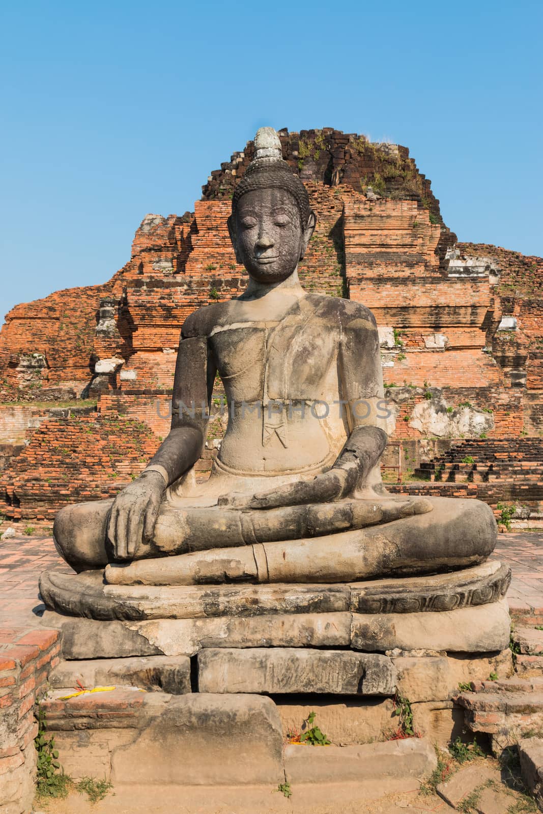 Ancient Buddha, Temple Wat Chaiwatthanaram at Ayutthaya Thailand