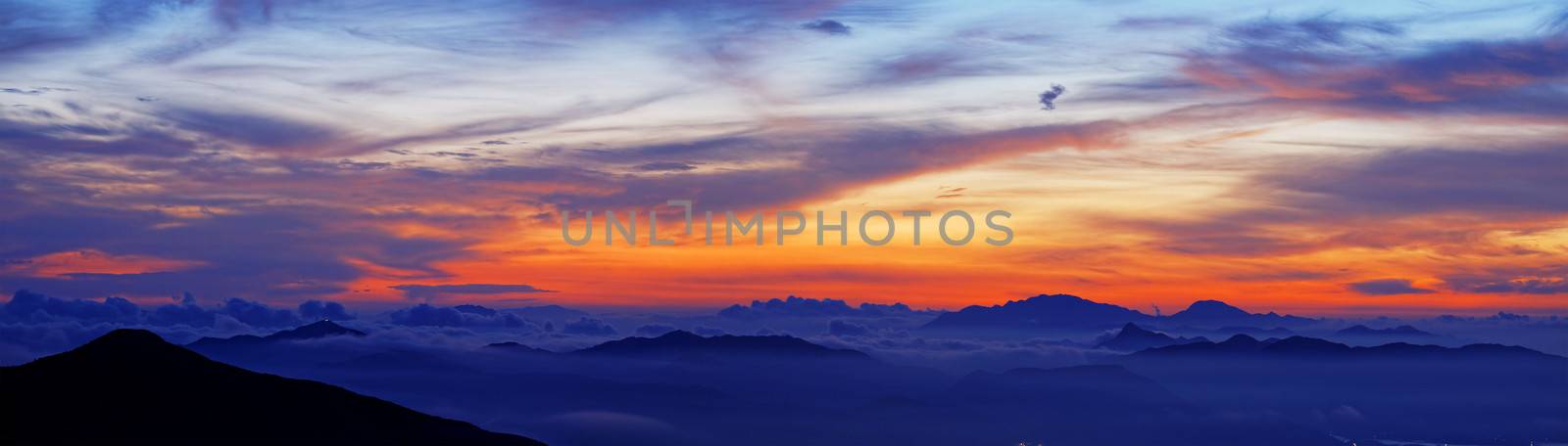 sunrise mountain by cozyta
