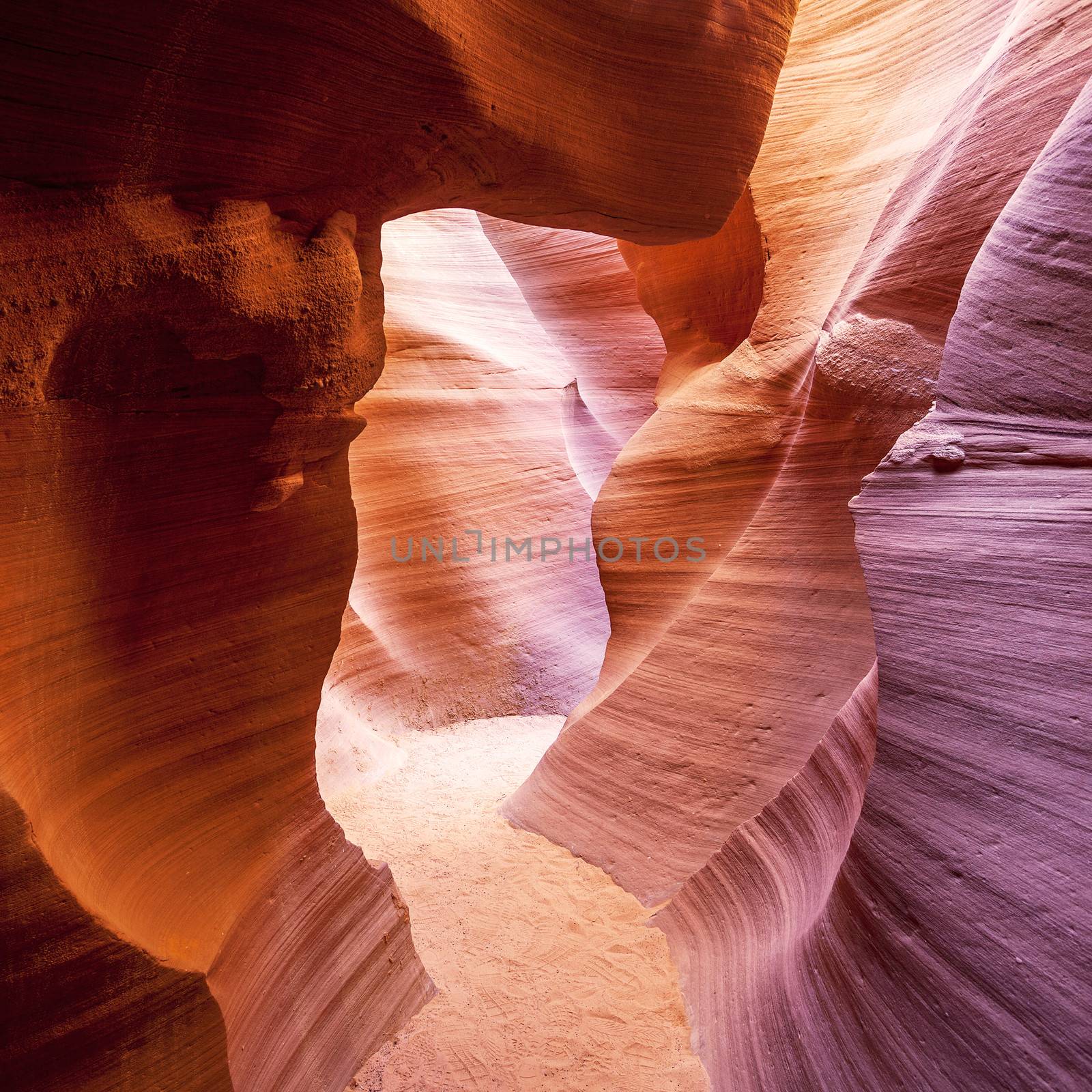 into the famous Antelope Canyon by vwalakte