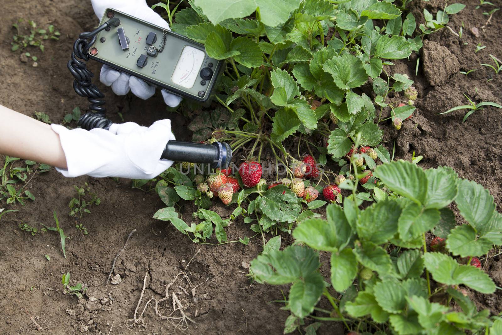 Measuring radiation by wellphoto