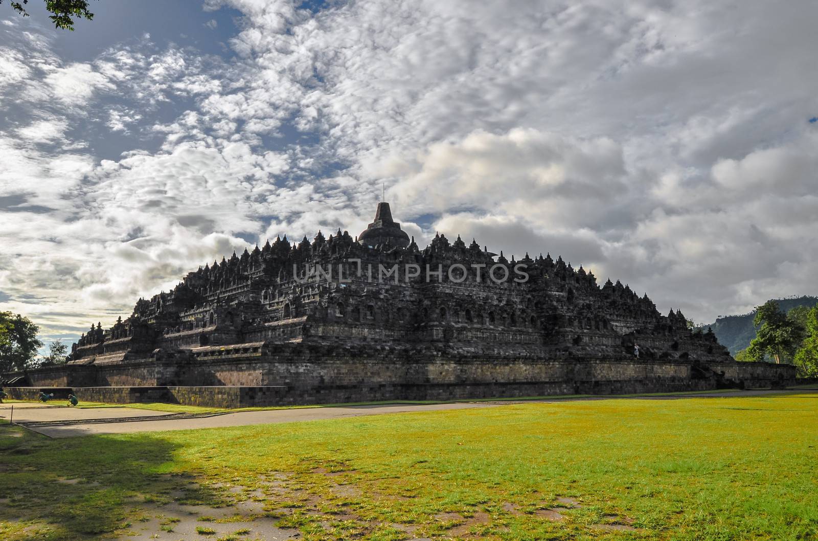 Buddist temple Borobudur in Yogjakarta in Java by weltreisendertj