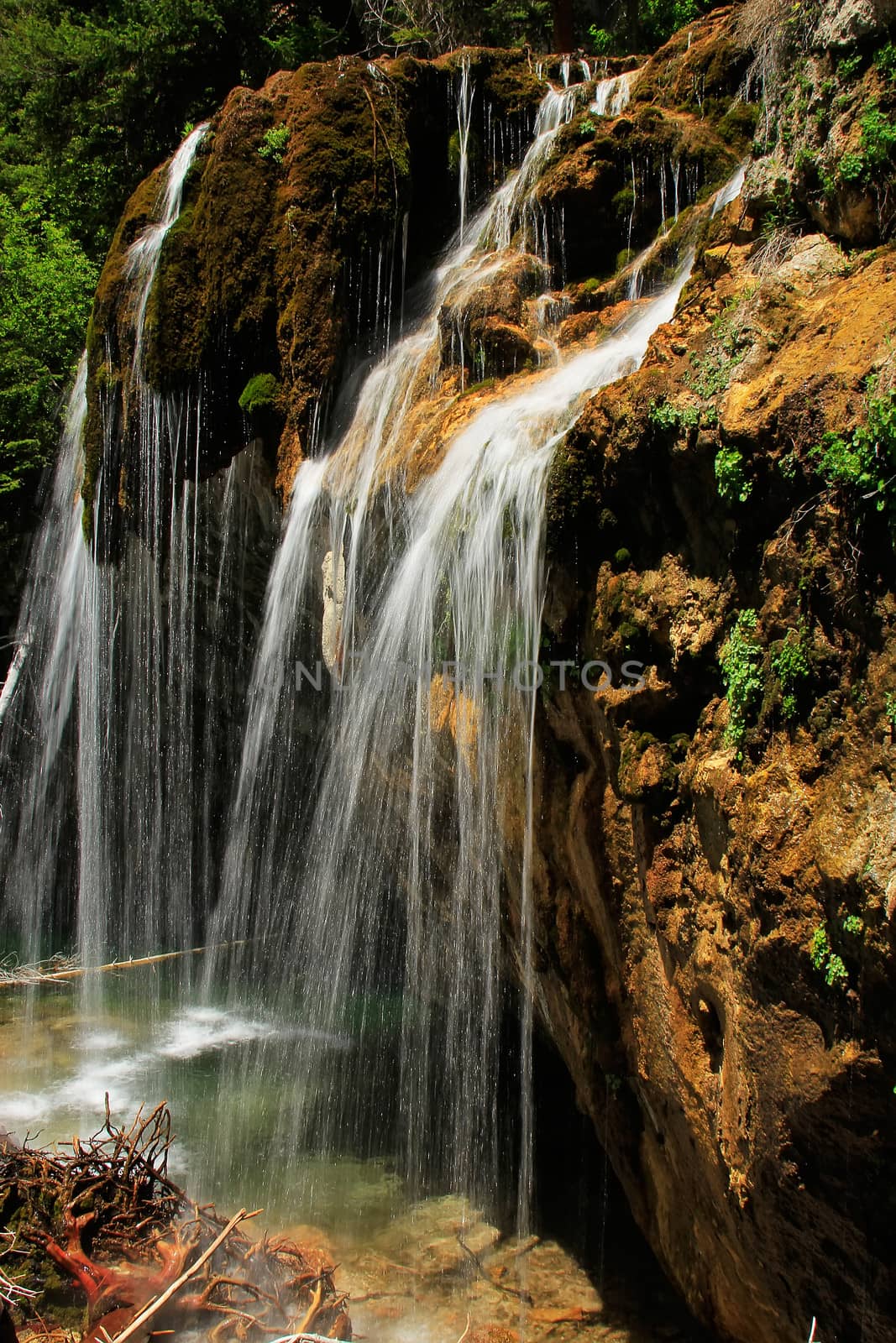 Hanging lake waterfall, Glenwood Canyon, Colorado, USA