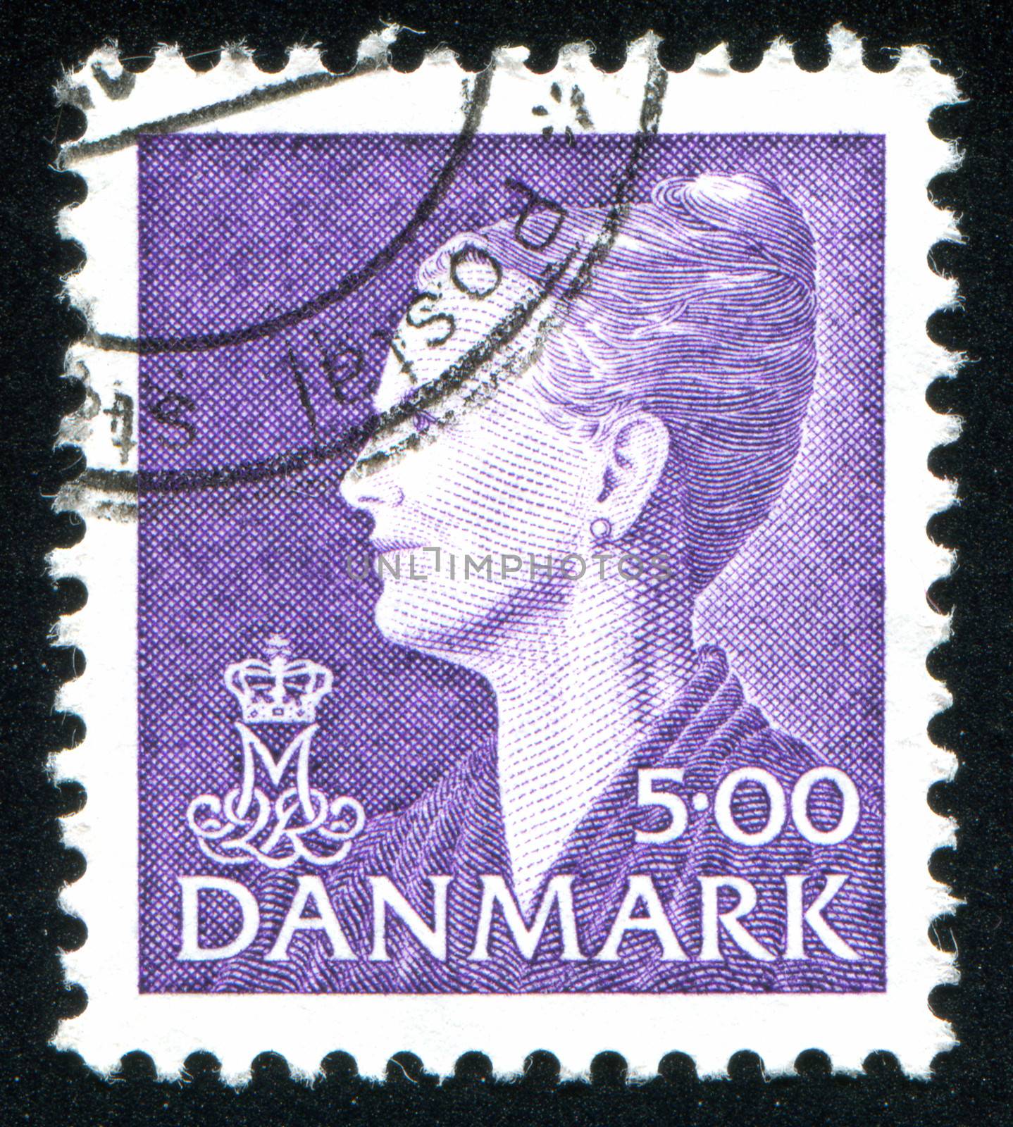 DENMARK - CIRCA 1998: stamp printed by Denmark, shows Queen Margrethe, circa 1998