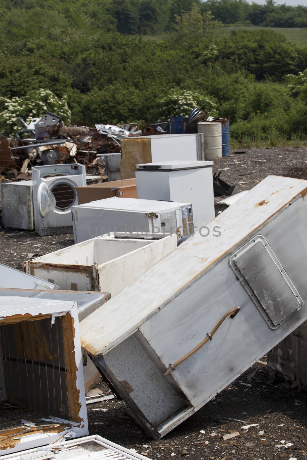 Appliances at the landfill by wellphoto