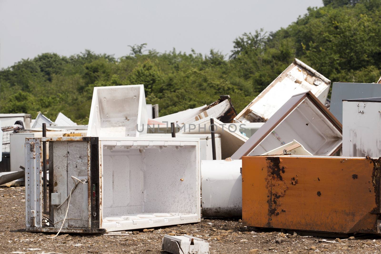 Old household goods by wellphoto