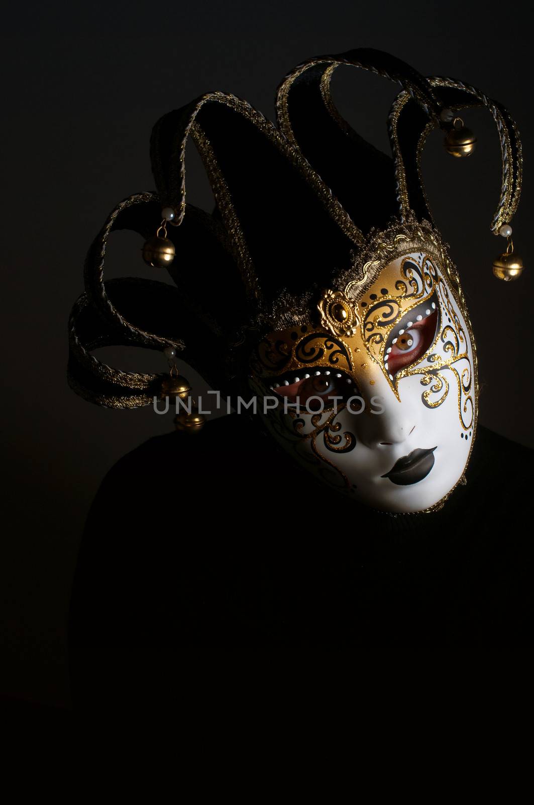 jester mask by sognolucido