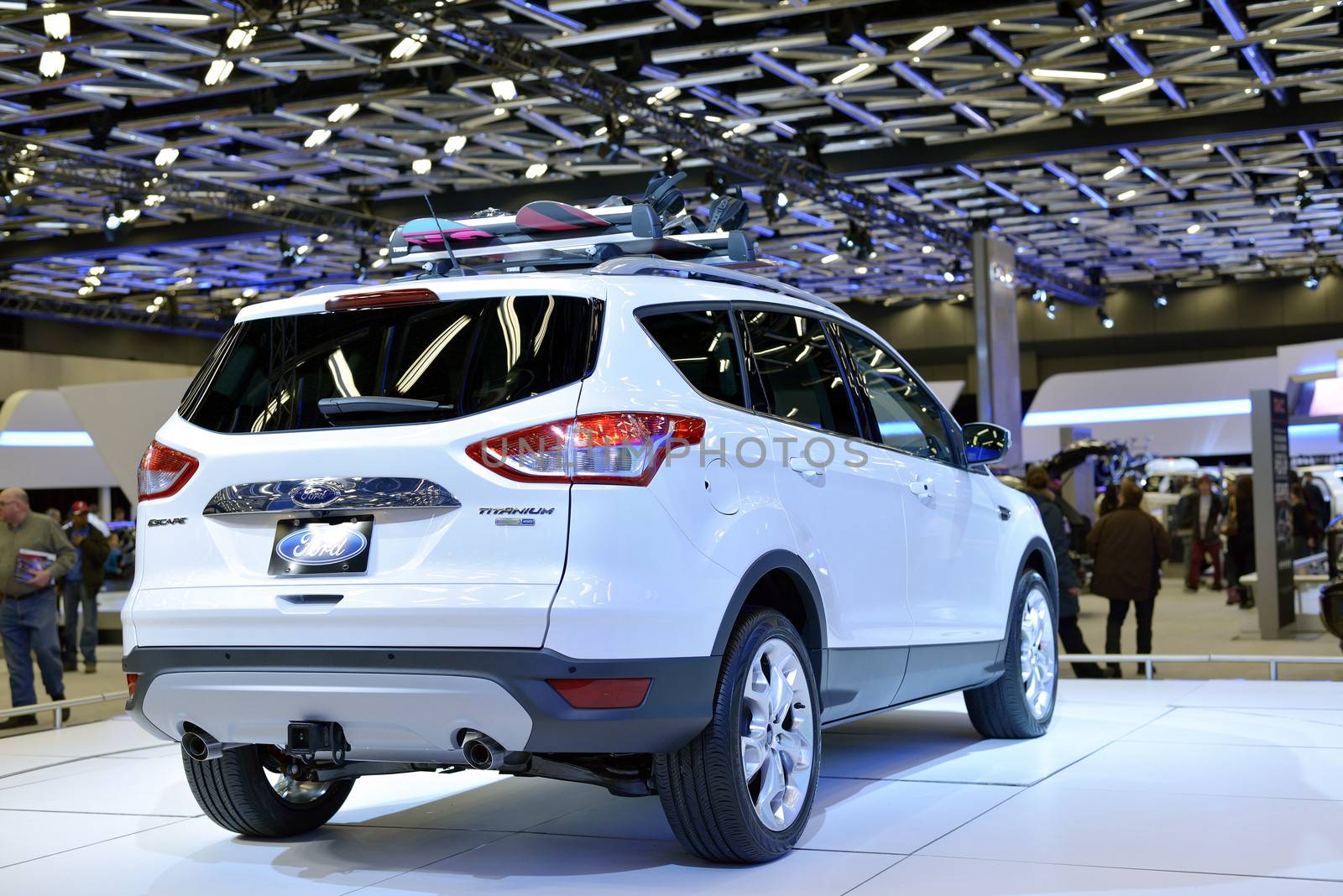 Ford Escape Titanium by Hbak