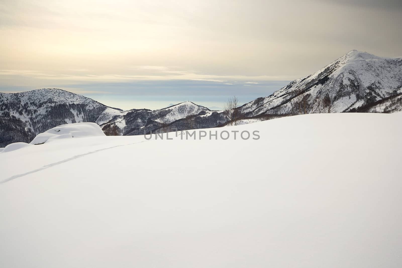 Alpine cloudscape by fbxx