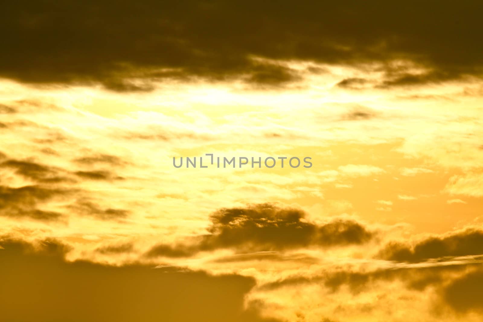 Golden Sky by azamshah72