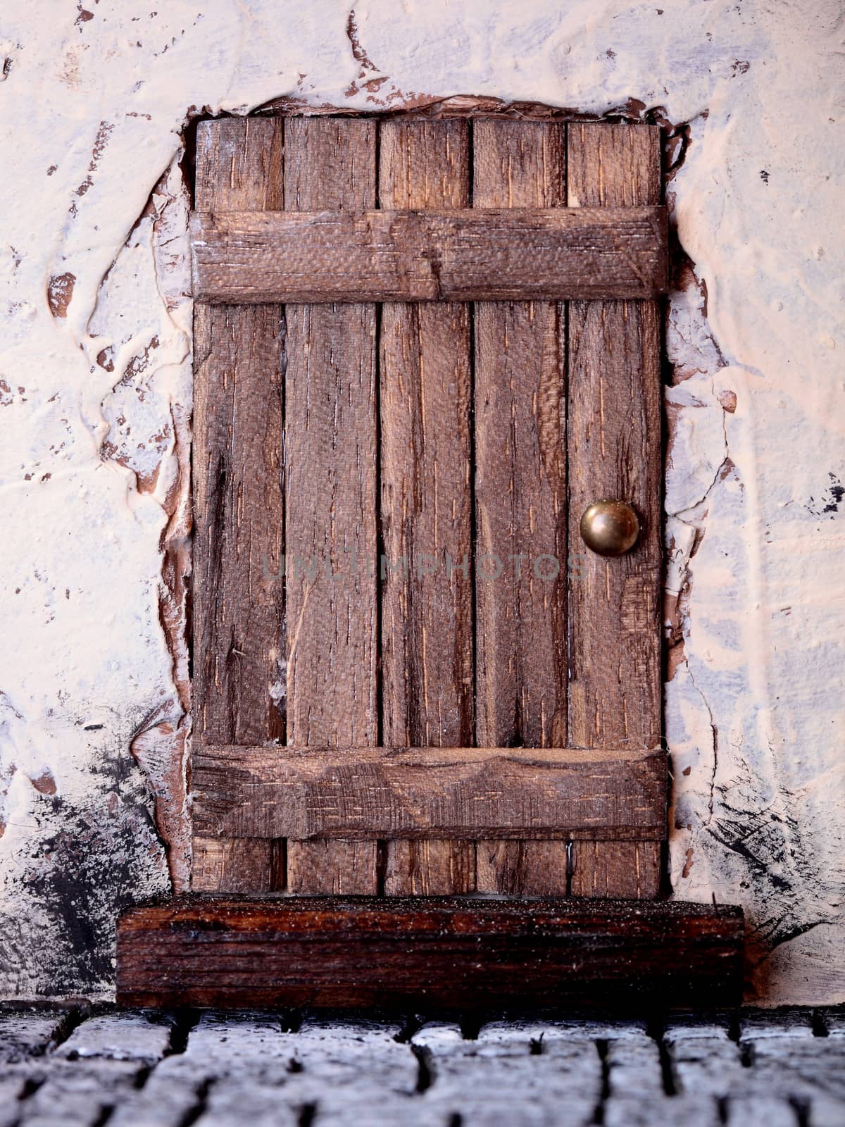 rustic door by erllre