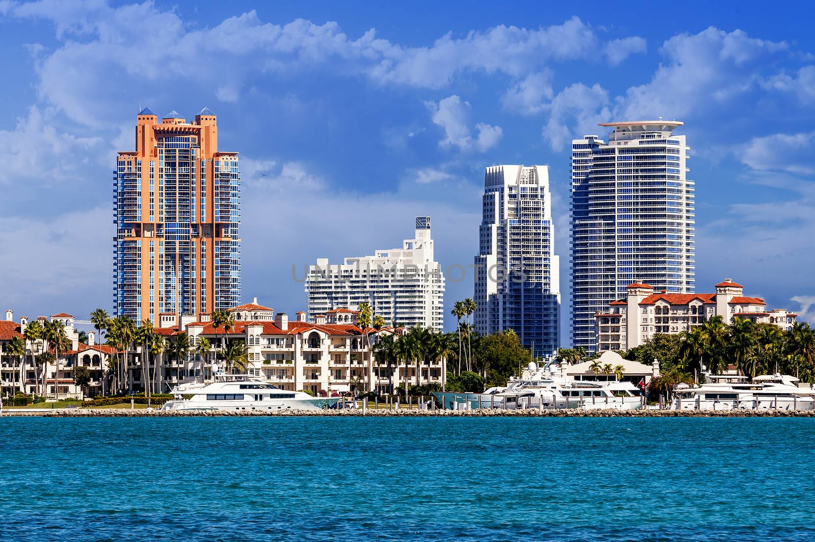 Miami south beach, view from port entry channel, Floride, USA. 