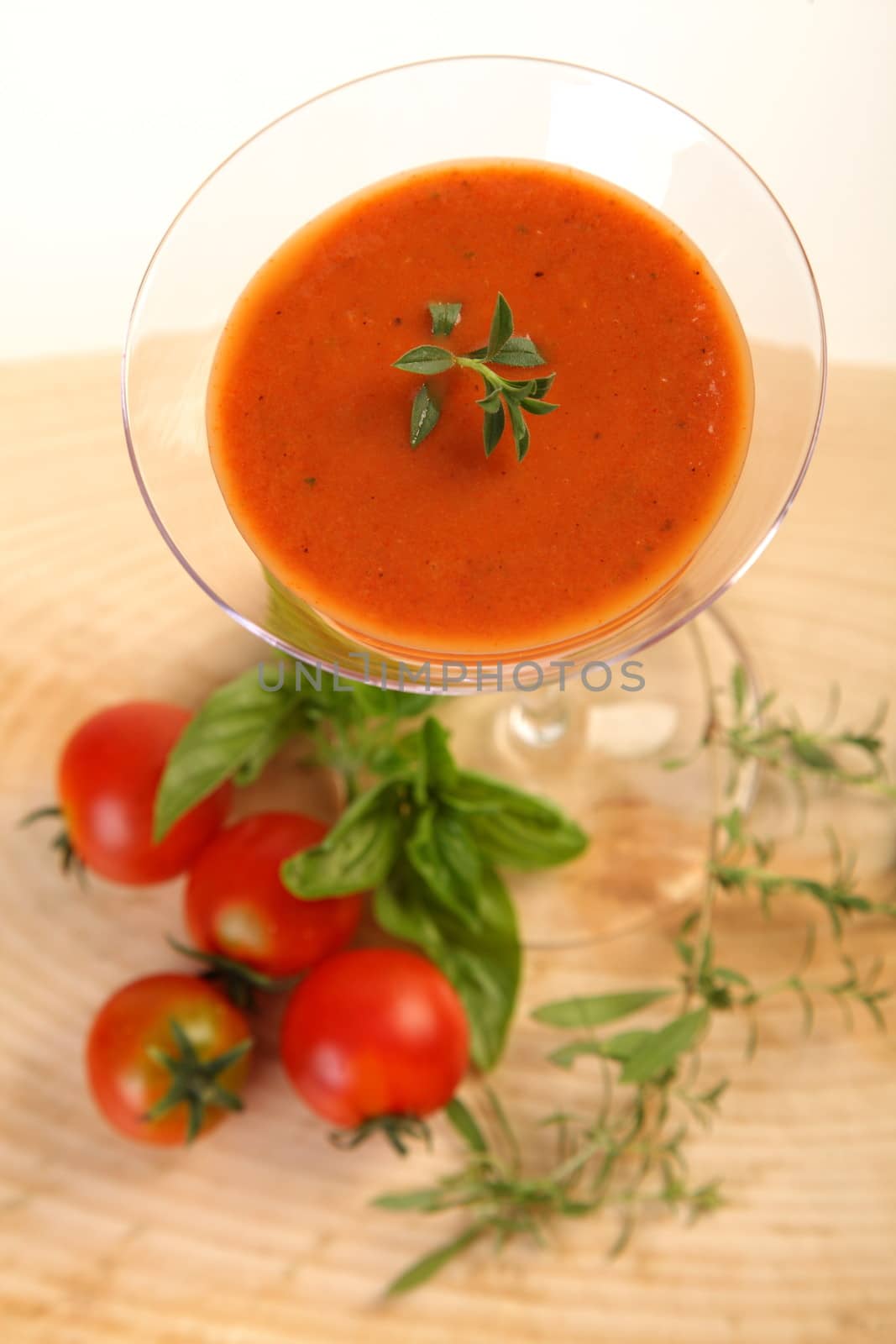Tomatoes cold soup by shamtor