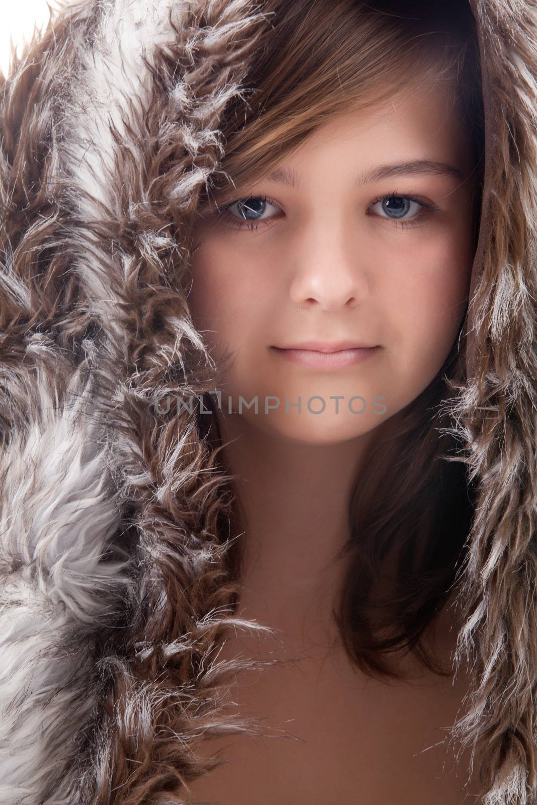Beauty girl with fur by DNFStyle