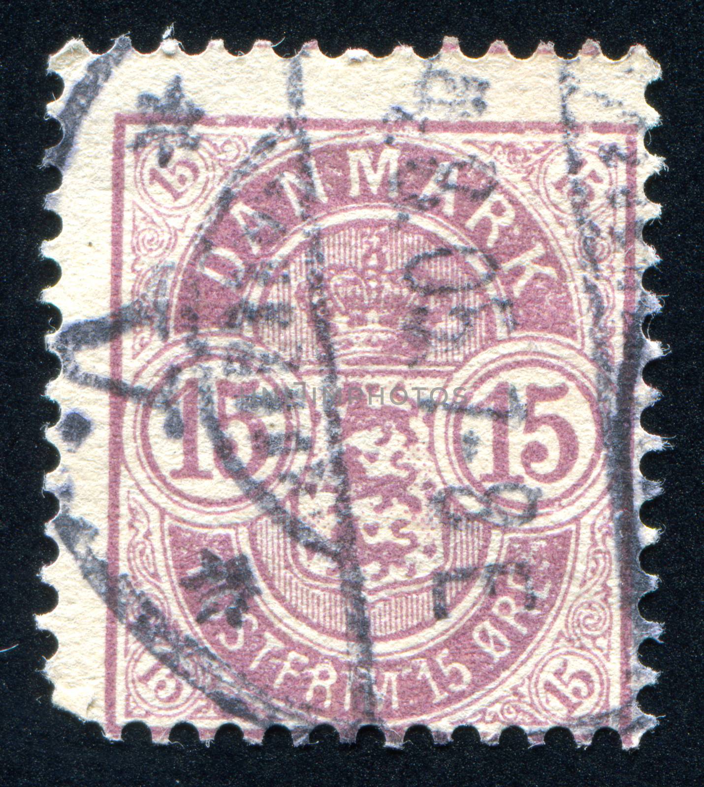 DENMARK - CIRCA 1902: stamp printed by Denmark, shows Arms, circa 1902