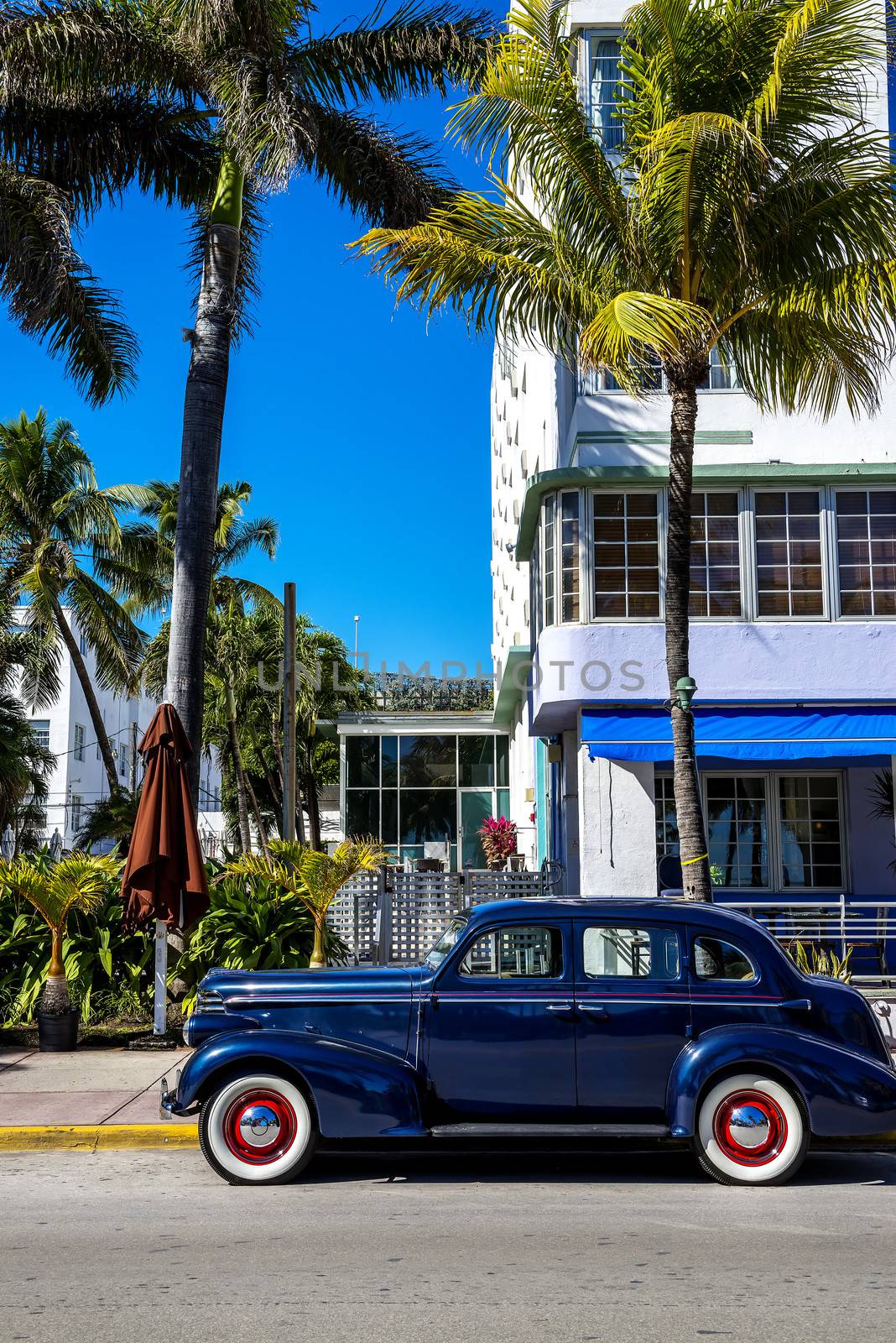 MIAMI BEACH - MARCH 20. Vintage Car Parked along Ocean Drive in the Famous Art Deco District in South Beach. South Beach, FL, March 20, 2011. 