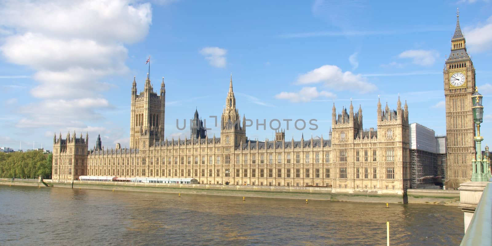 Houses of Parliament by claudiodivizia