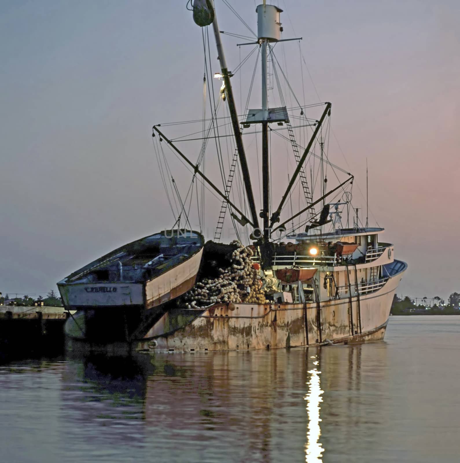 Fishing boat by jol66