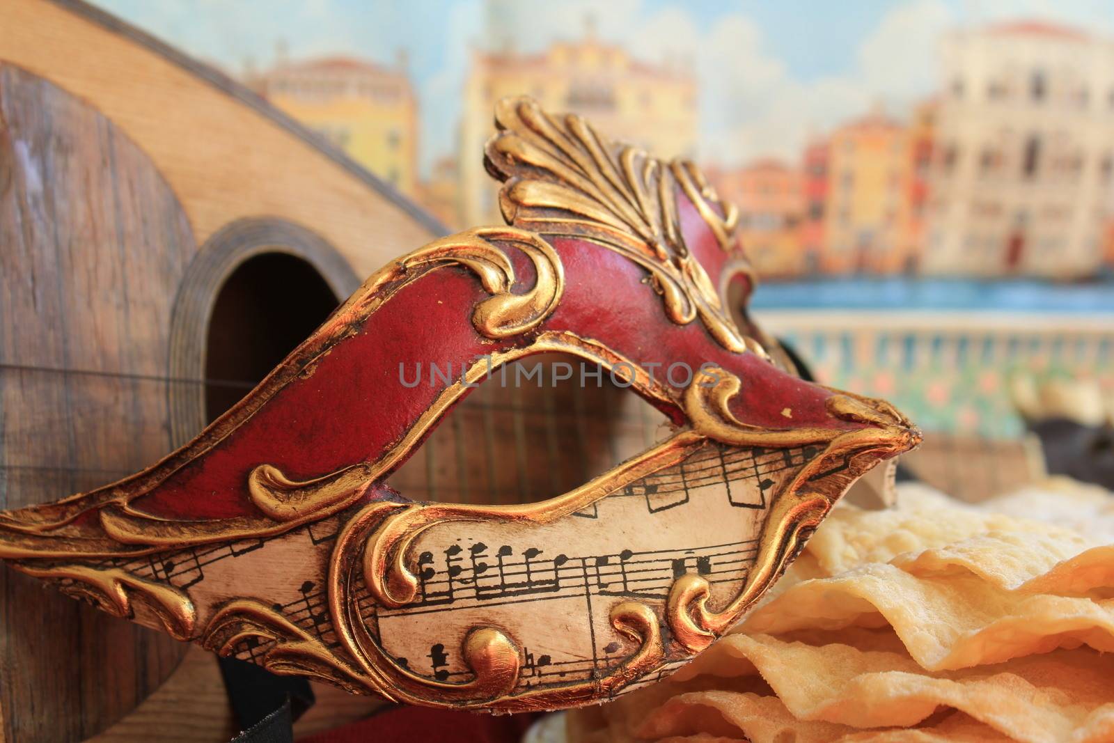 Baroque carnival mask and mandolin