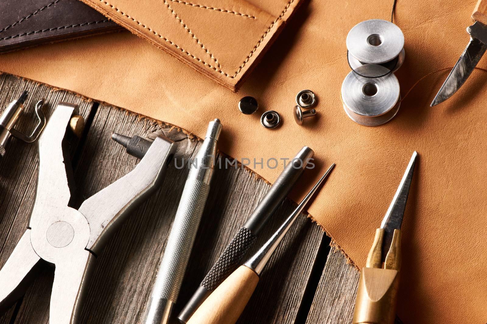 Leather crafting tools by haveseen