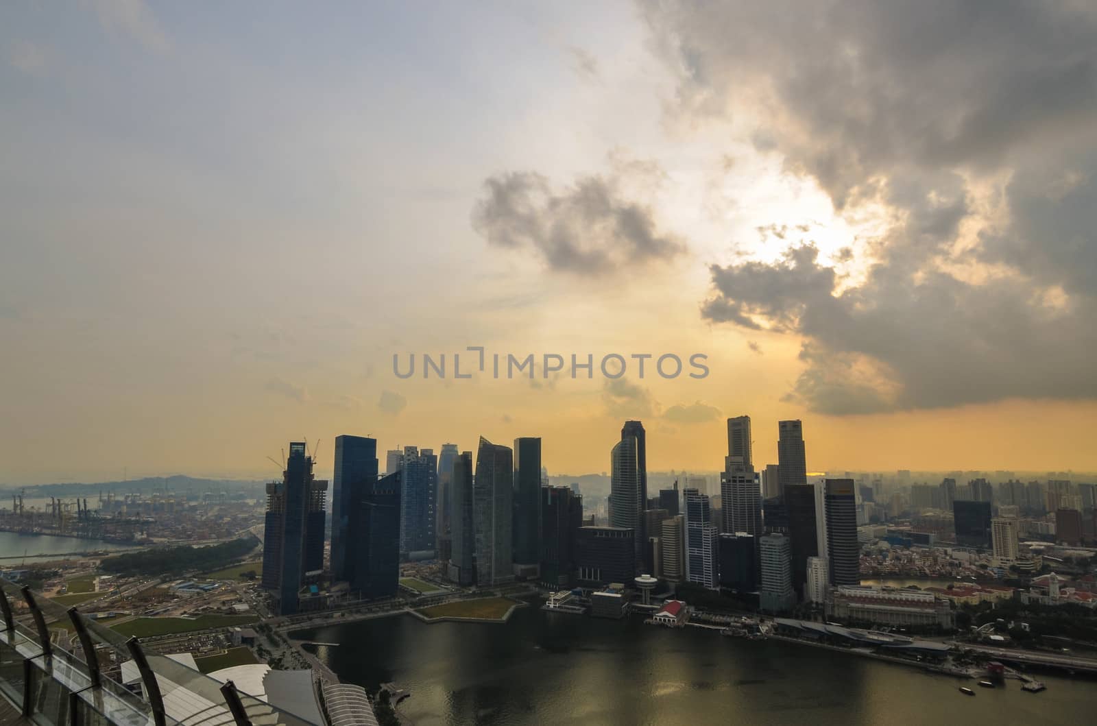 Singapore city skyline Marina Sands Bay by weltreisendertj