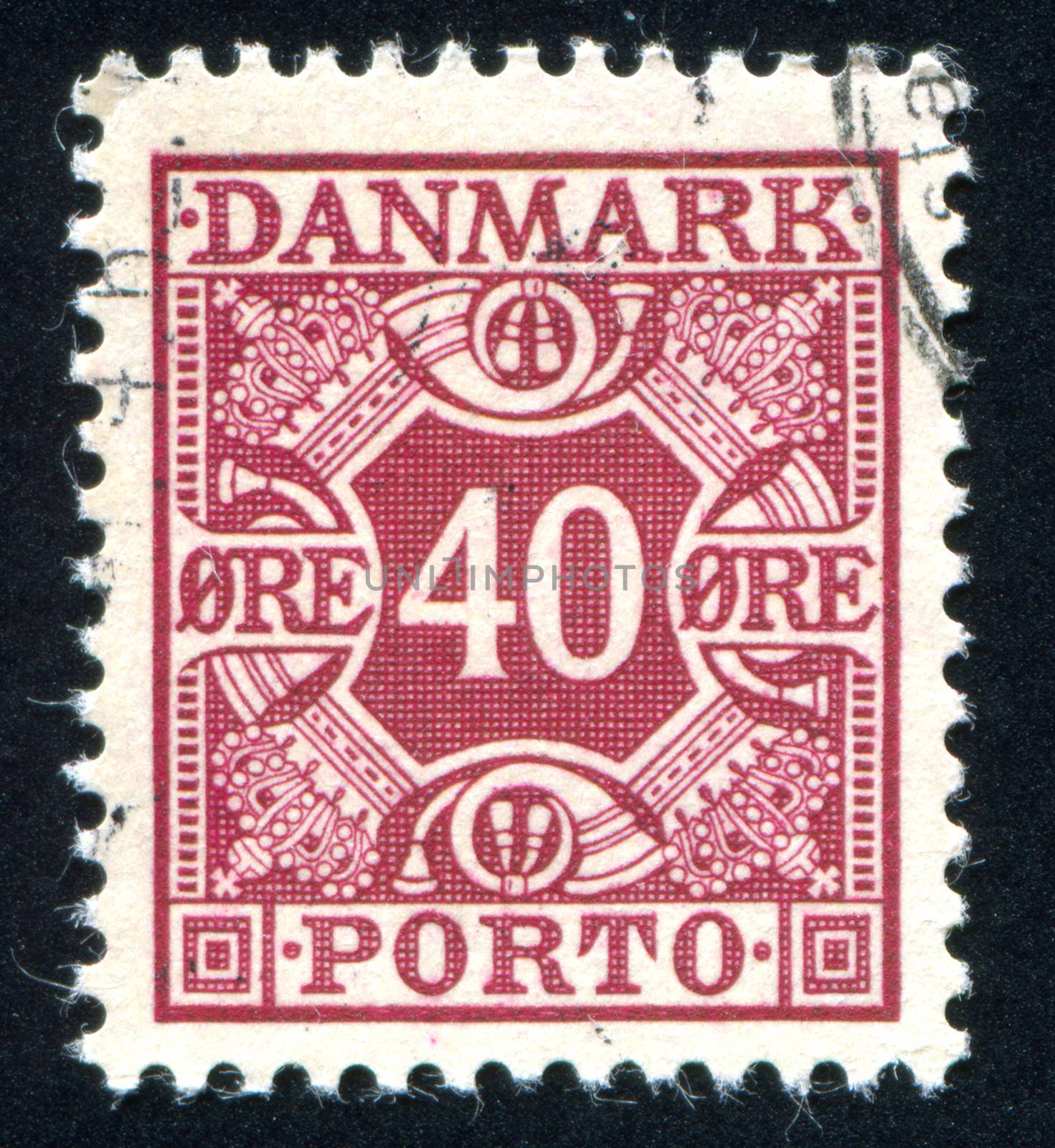 DENMARK - CIRCA 1921: stamp printed by Denmark, shows Royal Emblems, circa 1921