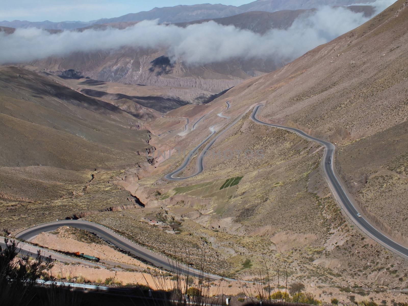 Hairpin bends leading up the Cuesta del Lipan by glynspencer