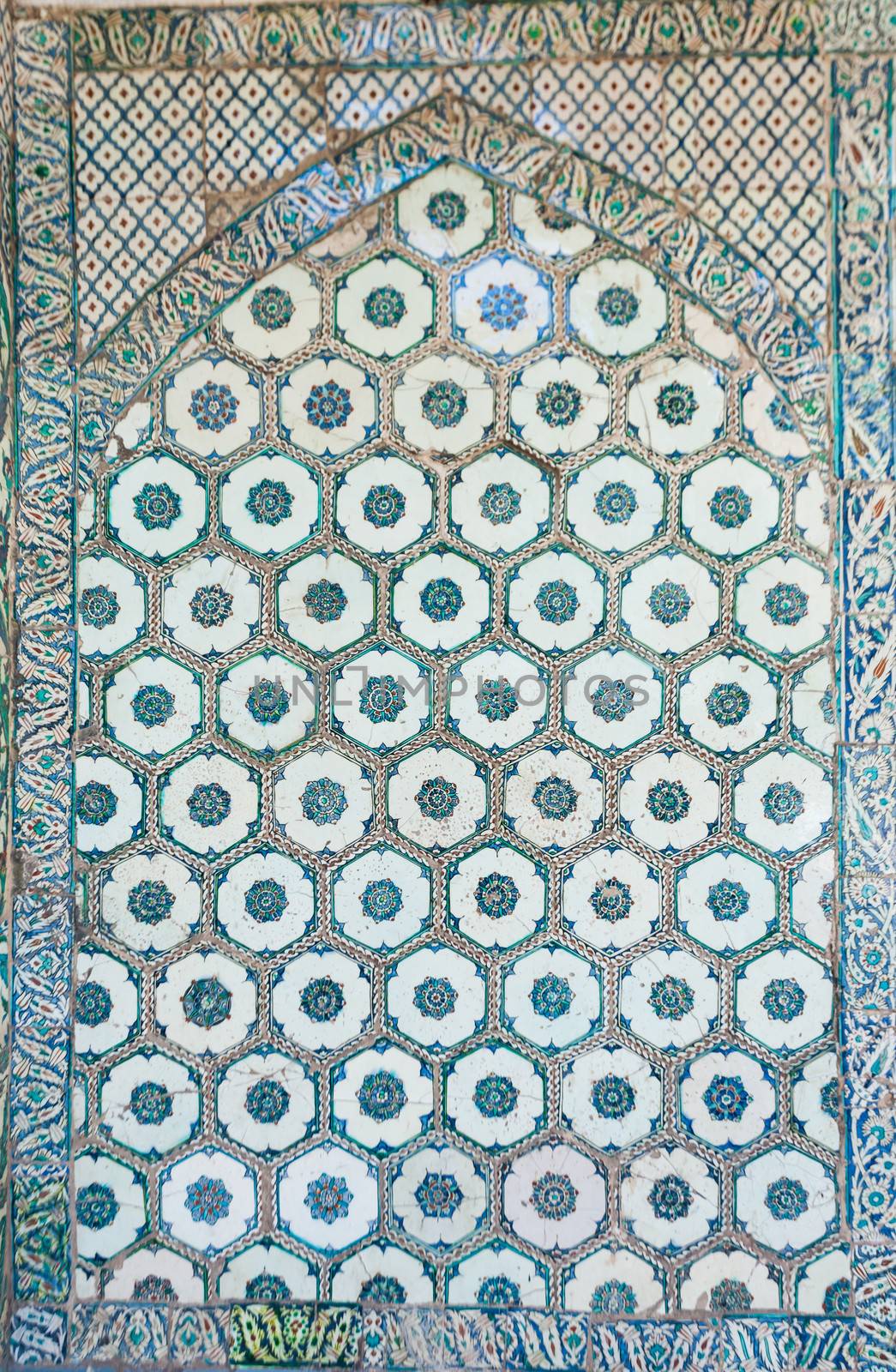 Turkish tile pattern from Topkapi Palace in IStanbul