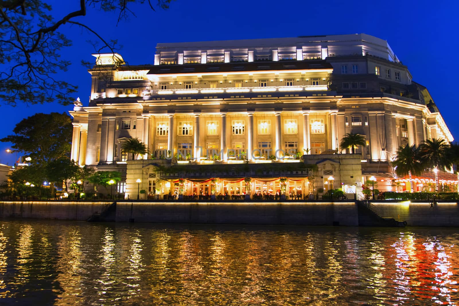 Singapore River. Center of Singapore, Evening in City.