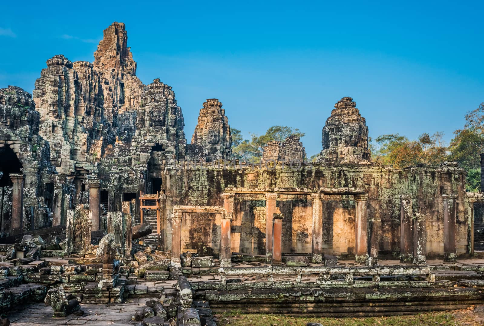 prasat bayon temple angkor thom cambodia