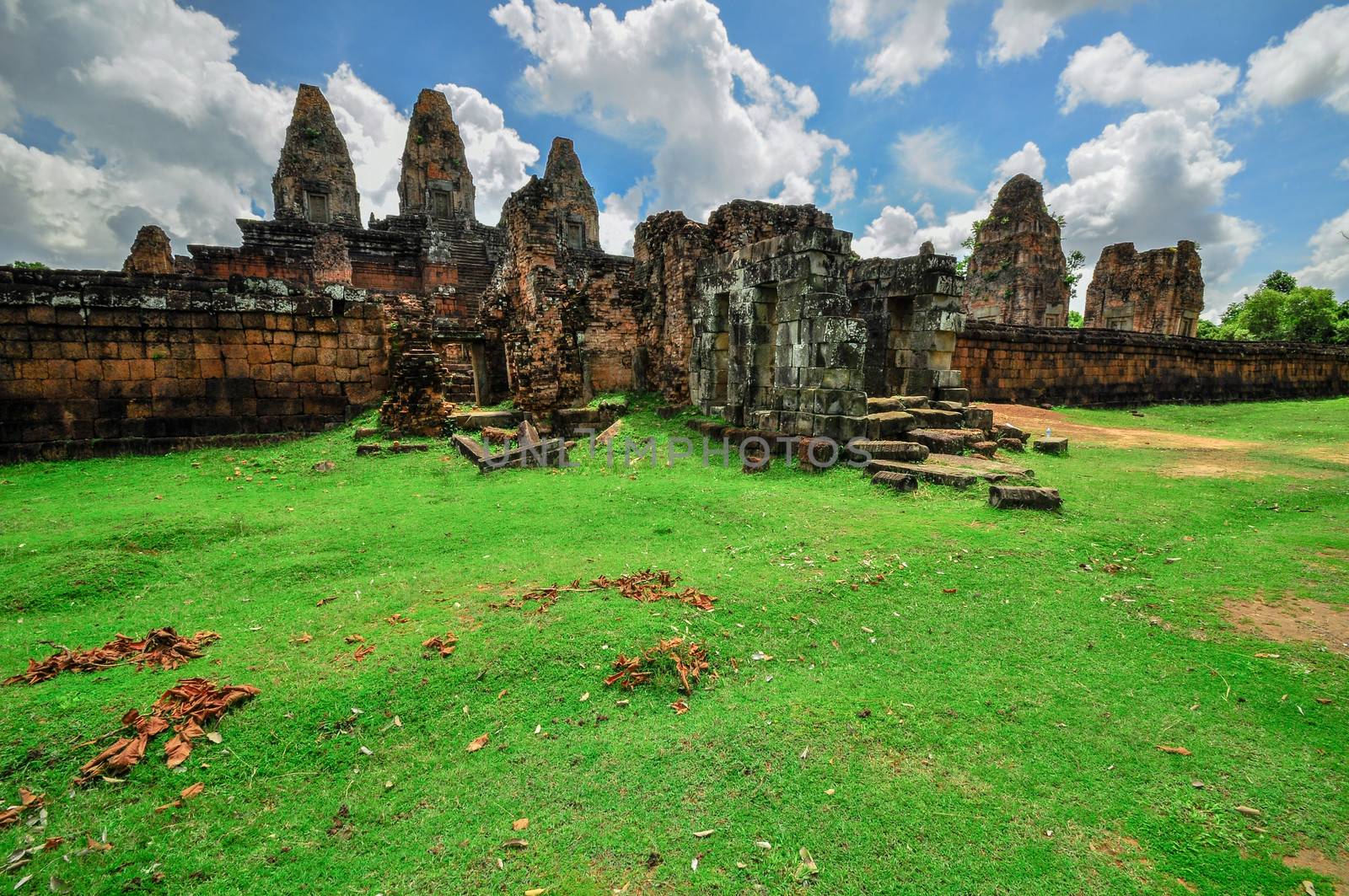 Ancient buddhist khmer temple in Angkor Wat complex, Siem Reap C by weltreisendertj