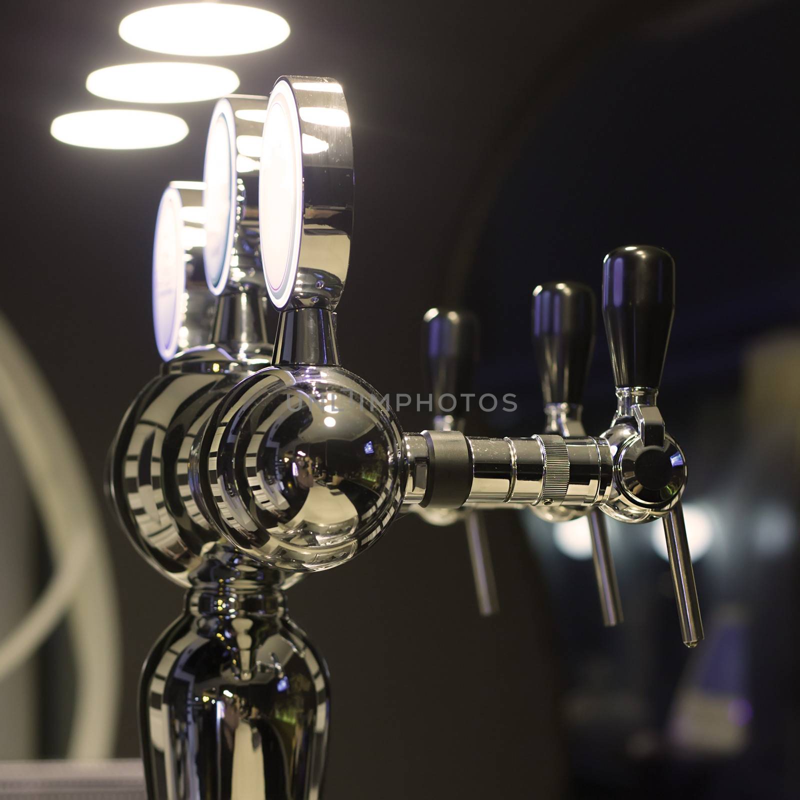 Beer taps by oksix