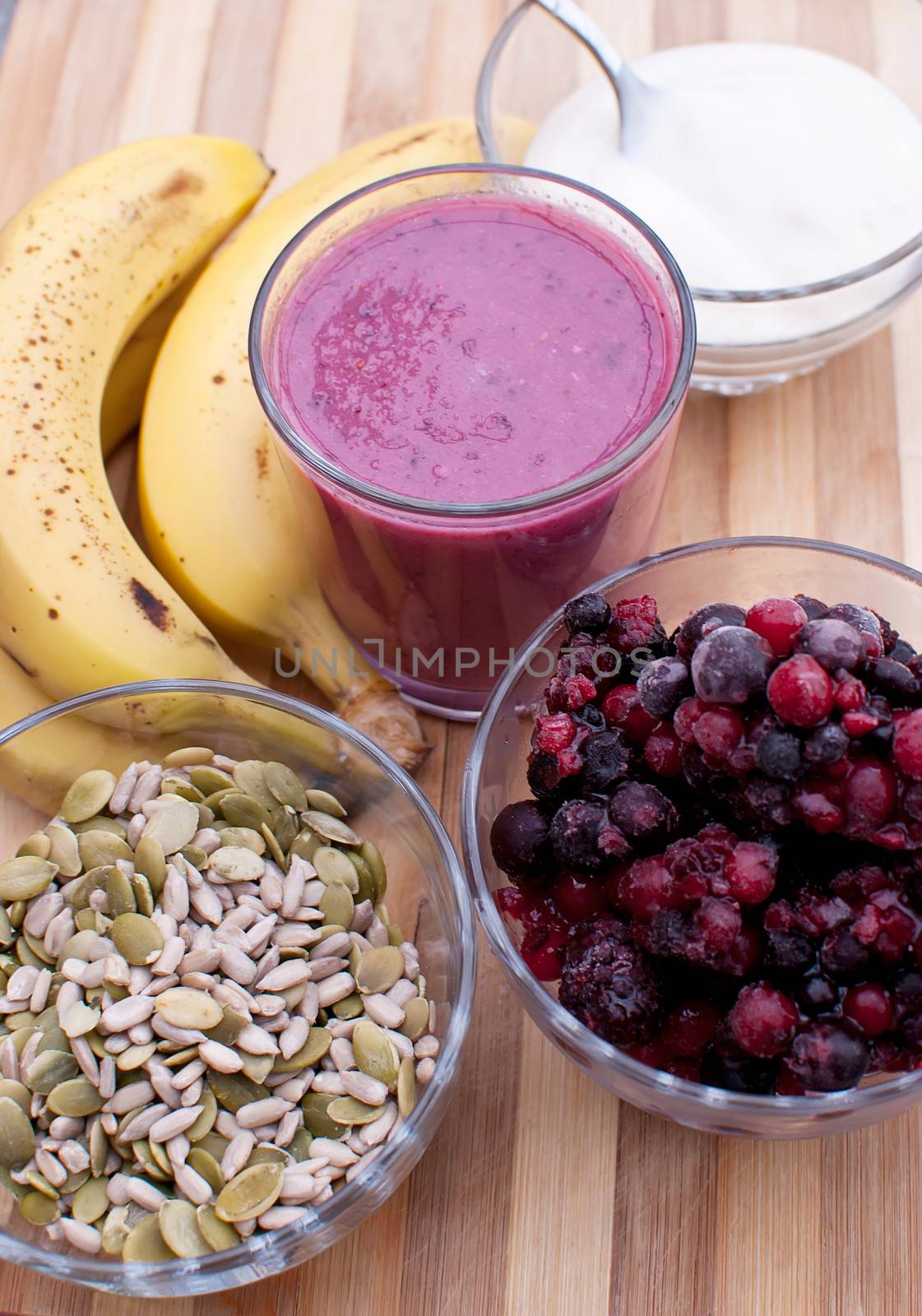 healthy berries juice by Dessie_bg