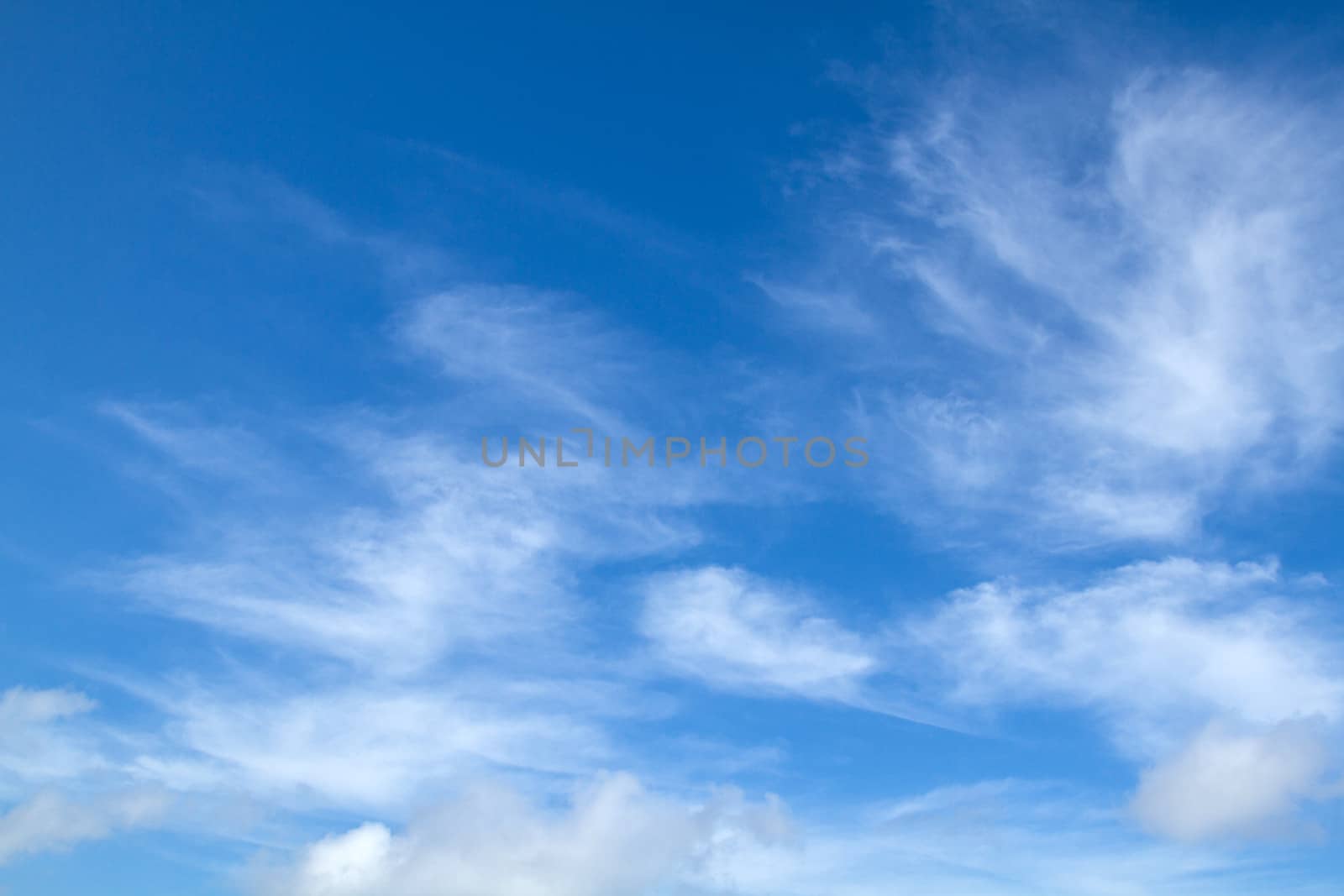 View white cloud with blue sky background